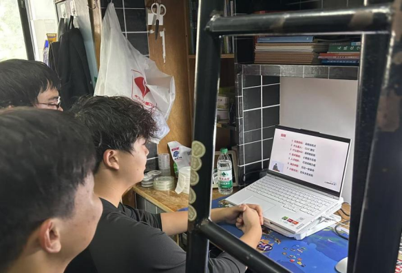 人妻偷情